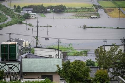outlook mails zurückrufen|Alerts issued for Tokyo area cities as Shanshan crawls across .